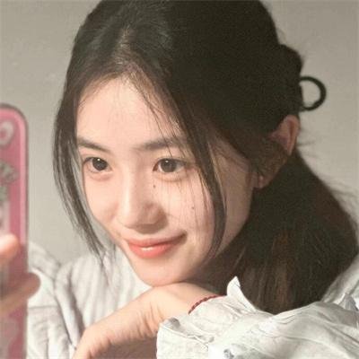 黄叶舞青风